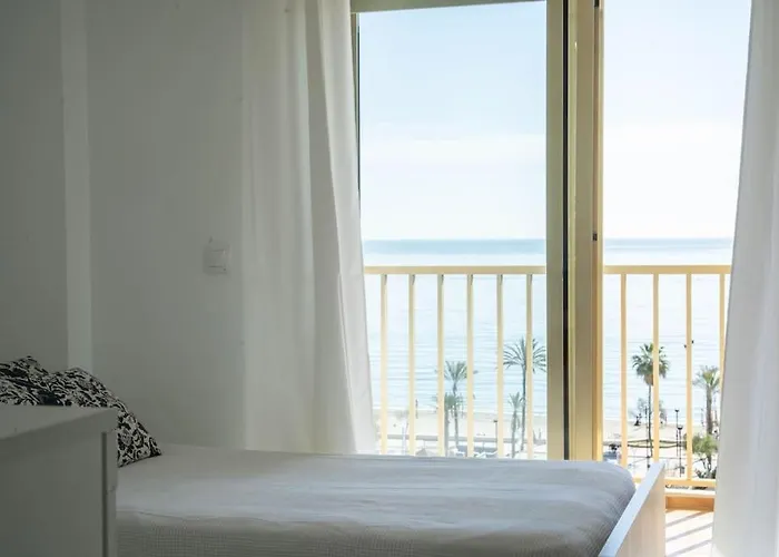 Spacious Three Bedroom Penthouse Fuengirola