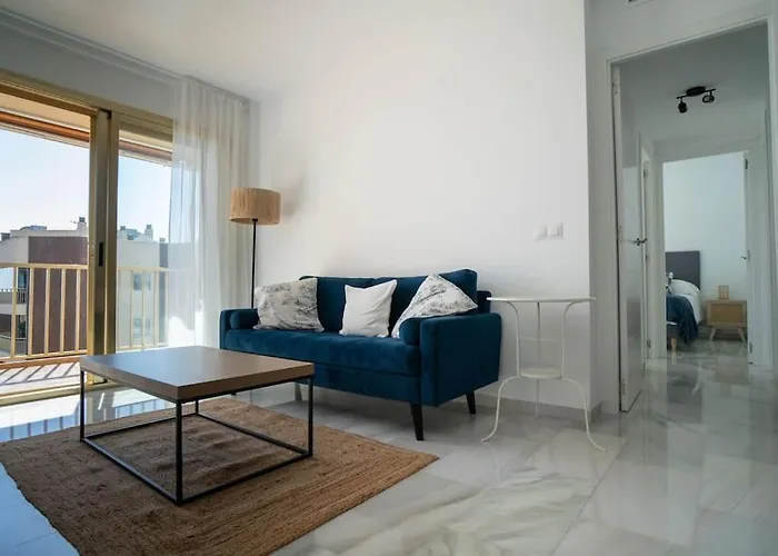 Spacious Three Bedroom Penthouse Apartamento *