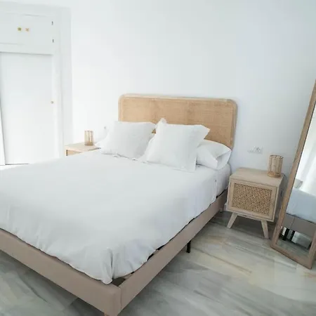 Apartment Spacious Three Bedroom Penthouse Fuengirola