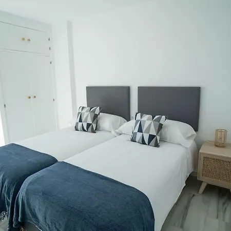 Spacious Three Bedroom Penthouse * Fuengirola