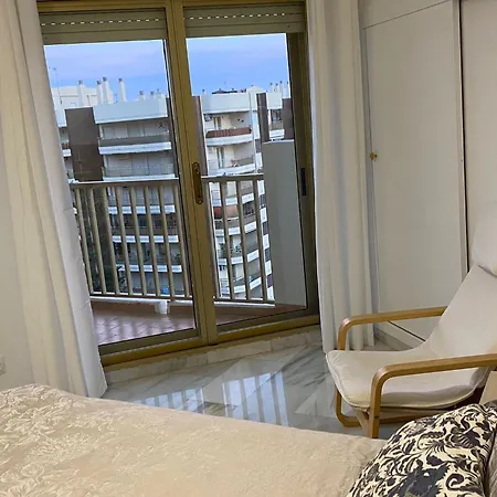 Spacious Three Bedroom Penthouse فوينخيرولا